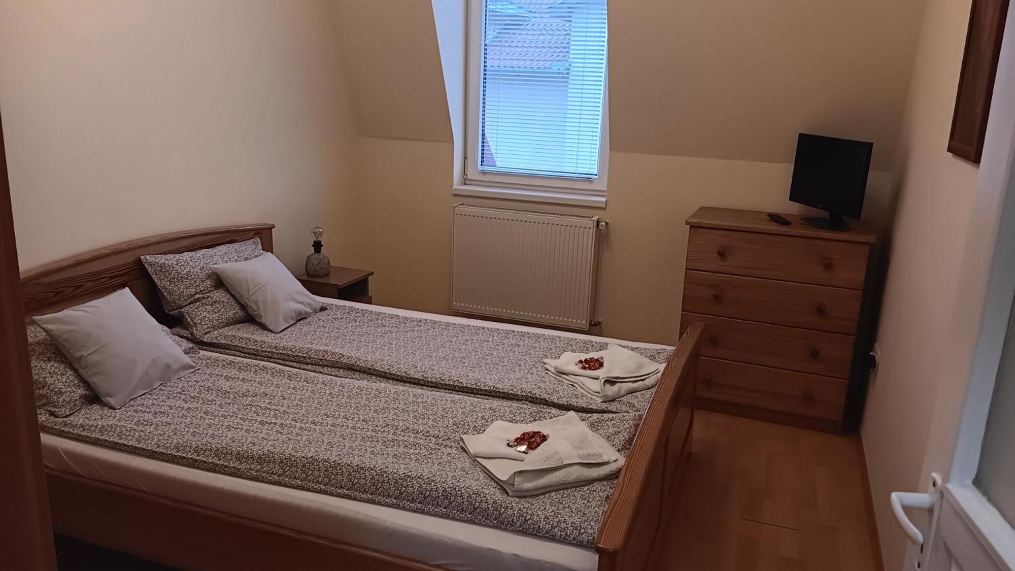 Laszlo Apartman - Hajdúszoboszló Eksteriør billede